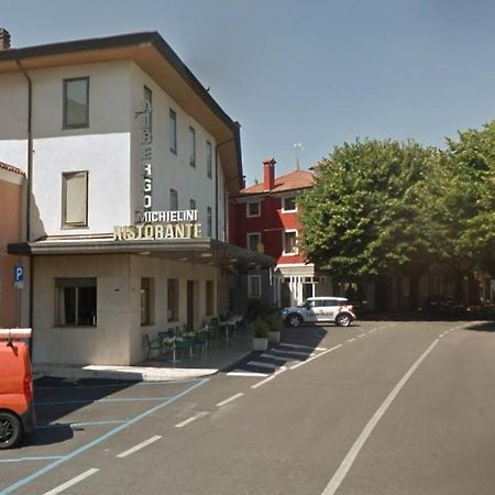 Albergo Michielini Spilimbergo Eksteriør billede